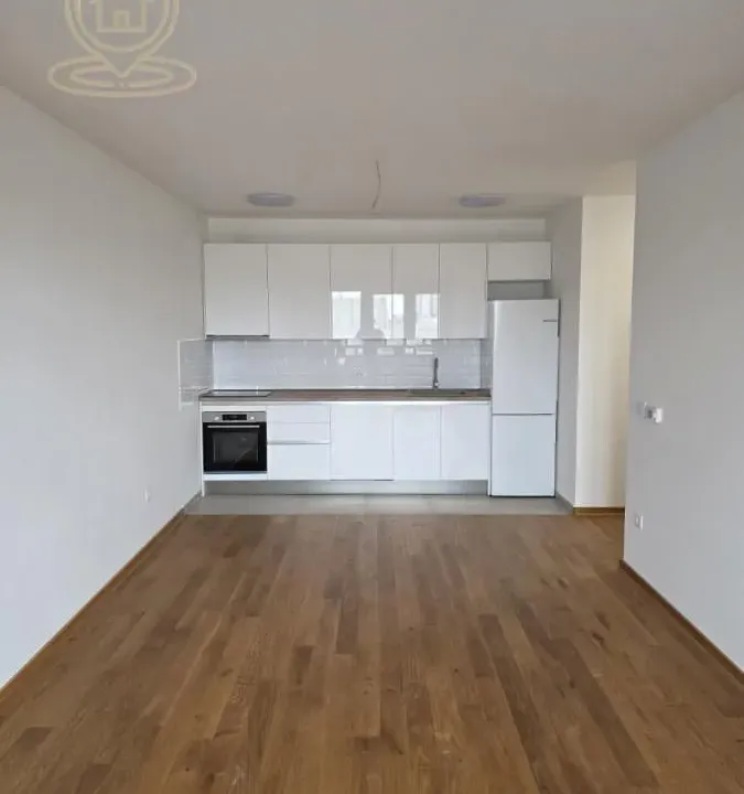 Izdavanje, trosoban stan, 92m², Novi Sad, Srbija