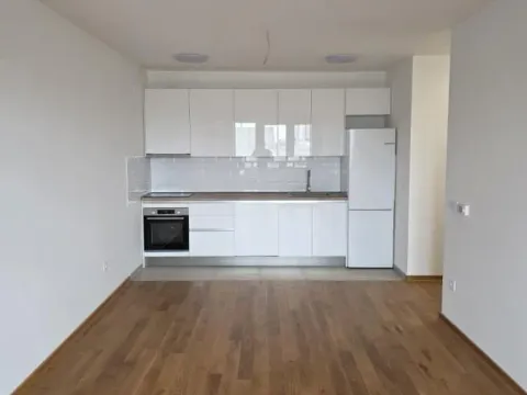 Rent, three bedroom apartment, 92m², Novi Sad, Srbija - image 1