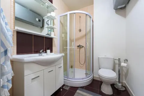 Prodaja, jednosoban stan, 33m², Risan, Kotor - image 11