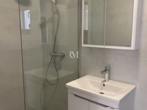 Rent, two bedroom apartment, 70m², Gradiošnica, Tivat - image 7