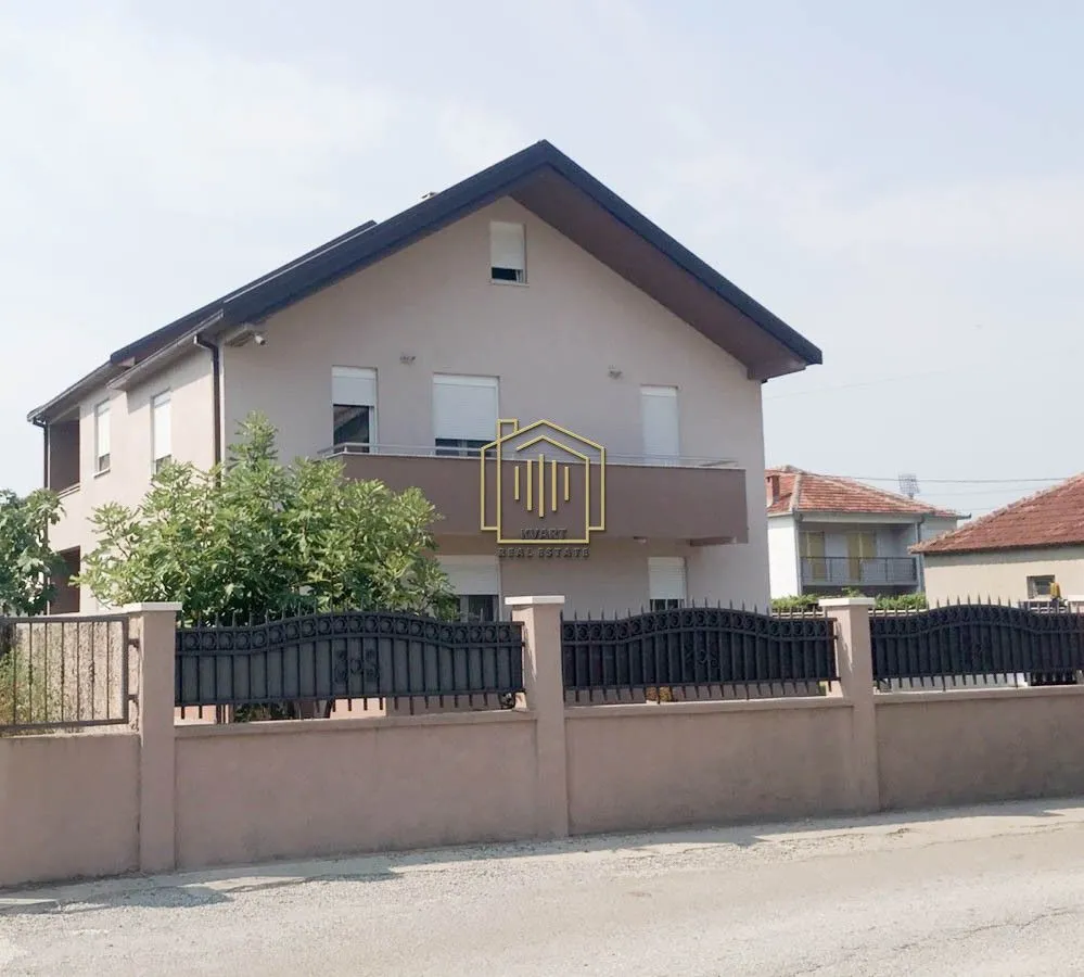 Prodaja, kuća, 320m², Murtovina, Podgorica