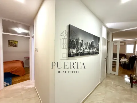 Rent, two bedroom apartment, 78m², Blok 5, Podgorica - image 9