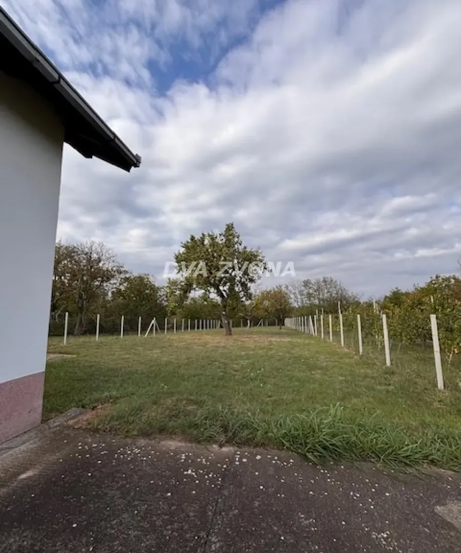 Prodaja, kuća, 154m², Čortanovci, Inđija