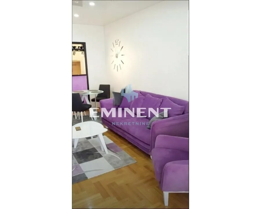 Izdavanje, četvorosoban stan, 96m², Lipov Lad, Zvezdara Sve Podlokacije
