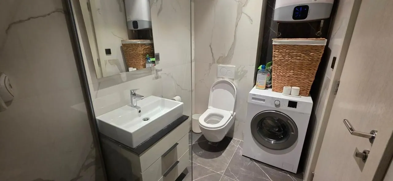Izdavanje, trosoban stan, 85m², Vezirov Most, Podgorica