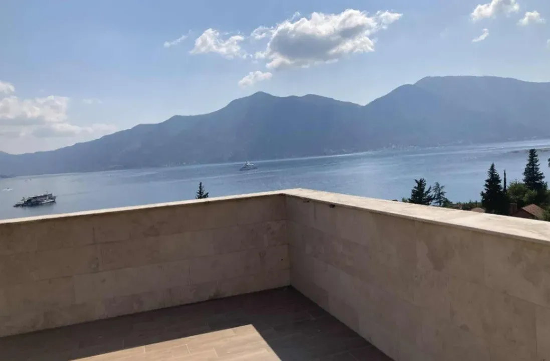 Prodaja, kuća, 428m², Orahovac, Kotor