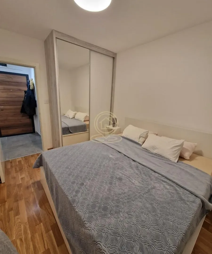 Izdavanje, jednosoban stan, 41m², Detelinara, Novi Sad Sve Podlokacije