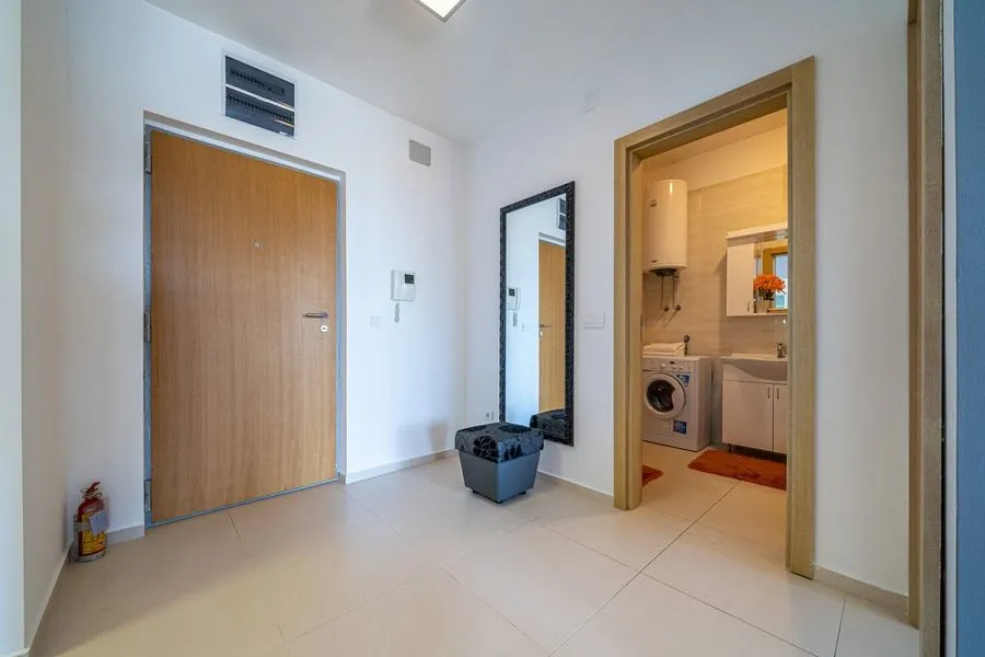 Sale, apartment, 75m², Pržno, Budva