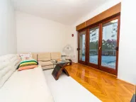 Izdavanje, trosoban stan, 145m², Preko Morače, Podgorica - image 8