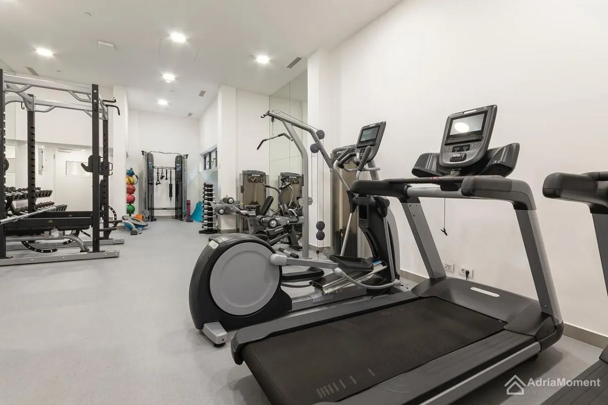 Sale, two bedroom apartment, 185m², Porto Montenegro, Tivat