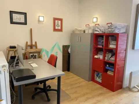 Izdavanje, poslovni prostor, 30m², Novi Sad Sve Podlokacije, Novi Sad - image 7