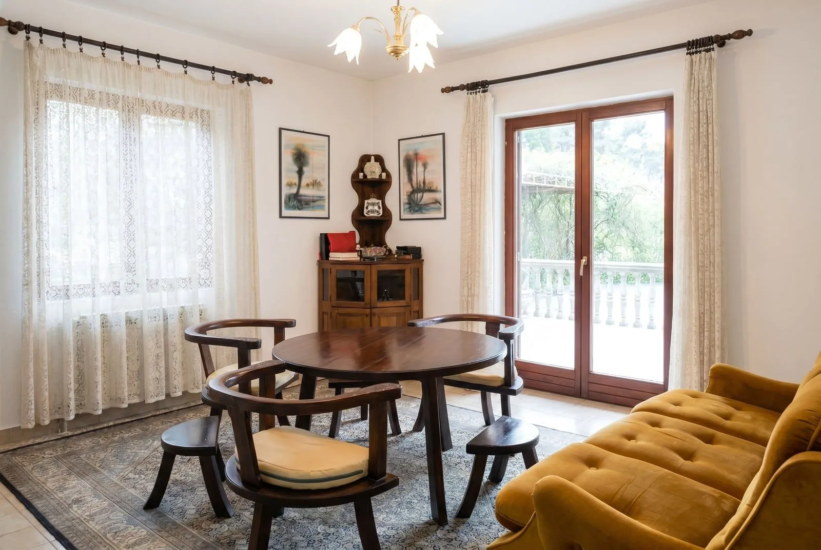Prodaja, kuća, 250m², Lastva Grbaljska, Kotor