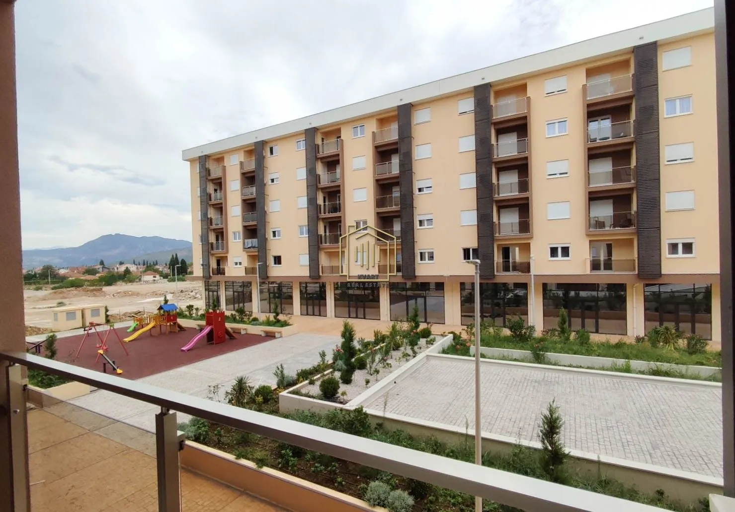 Izdavanje, jednosoban stan, 45m², New City, Podgorica