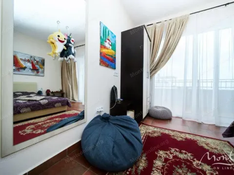 Sale, house, 495m², Bečići, Budva - image 17