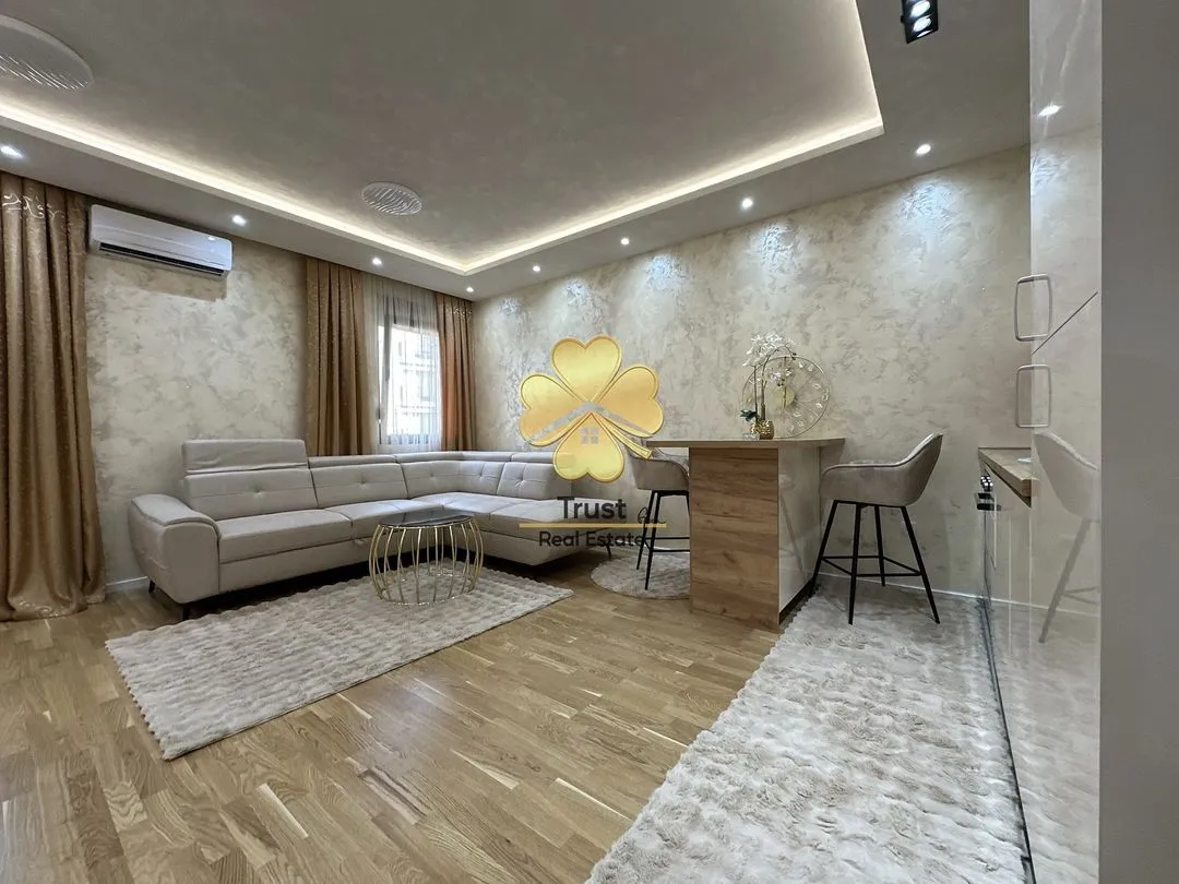 Rent, studio apartment, 30m², Stara Varoš, Podgorica