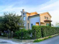 Rent, house, 240m², Donja Gorica, Podgorica - image 1