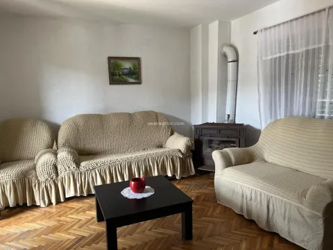 Prodaja, dvosoban stan, 103m², Herceg Novi, Crna Gora
