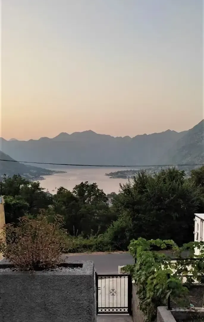 Prodaja, kuća, 280m², Kotor, Crna Gora