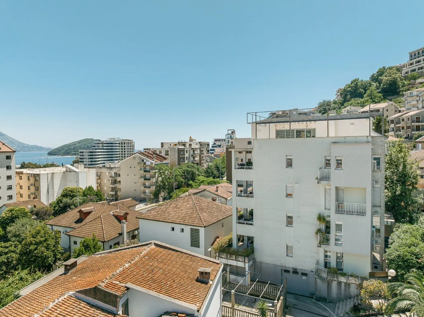 Prodaja, jednosoban stan, 64m², Budva, Crna Gora