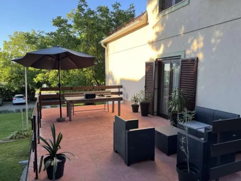 Sale, house, 254m², Beočin, Srbija - image 9