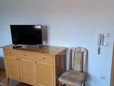 Izdavanje, dvosoban stan, 45m², Centar, Kragujevac - image 5