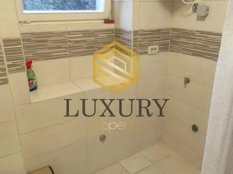 Izdavanje, dvosoban stan, 90m², Gorica C, Podgorica - image 11