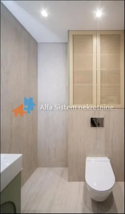 Rent, three bedroom apartment, 100m², Vračar Sve Podlokacije, Beograd