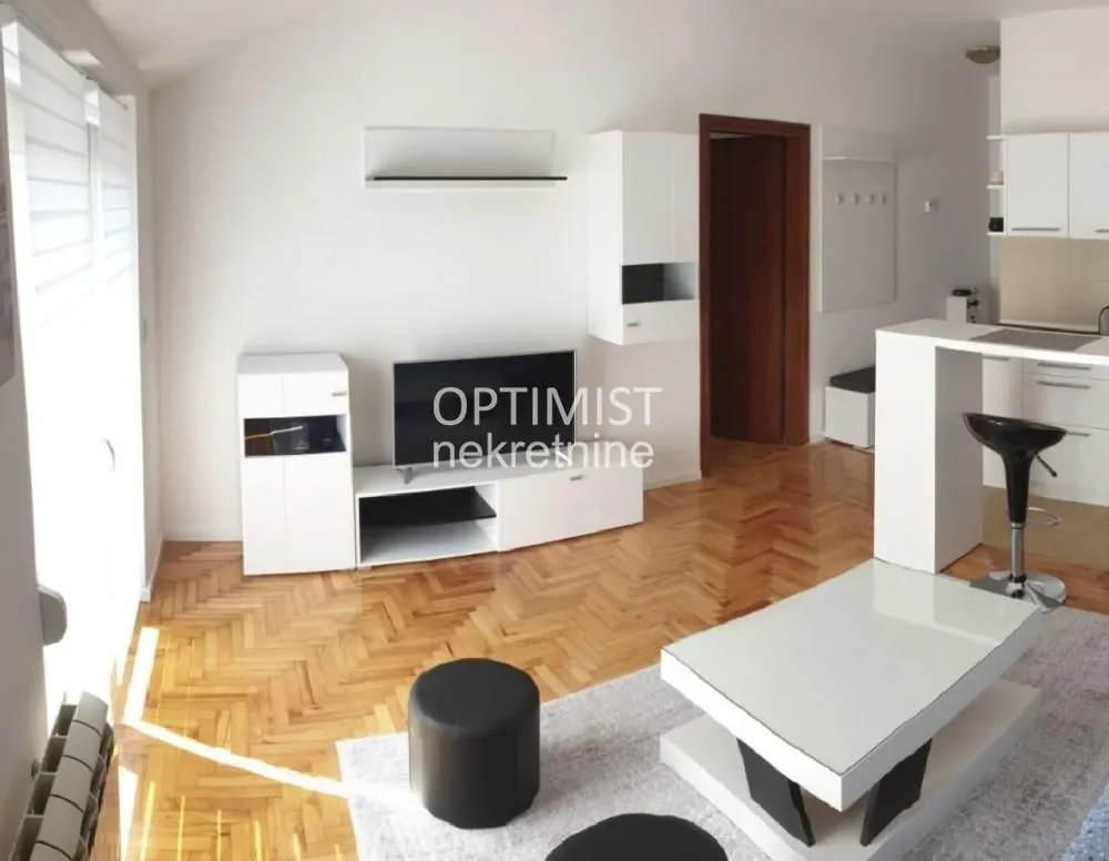 Prodaja, dvosoban stan, 35m², Uciteljsko Naselje, Zvezdara Sve Podlokacije