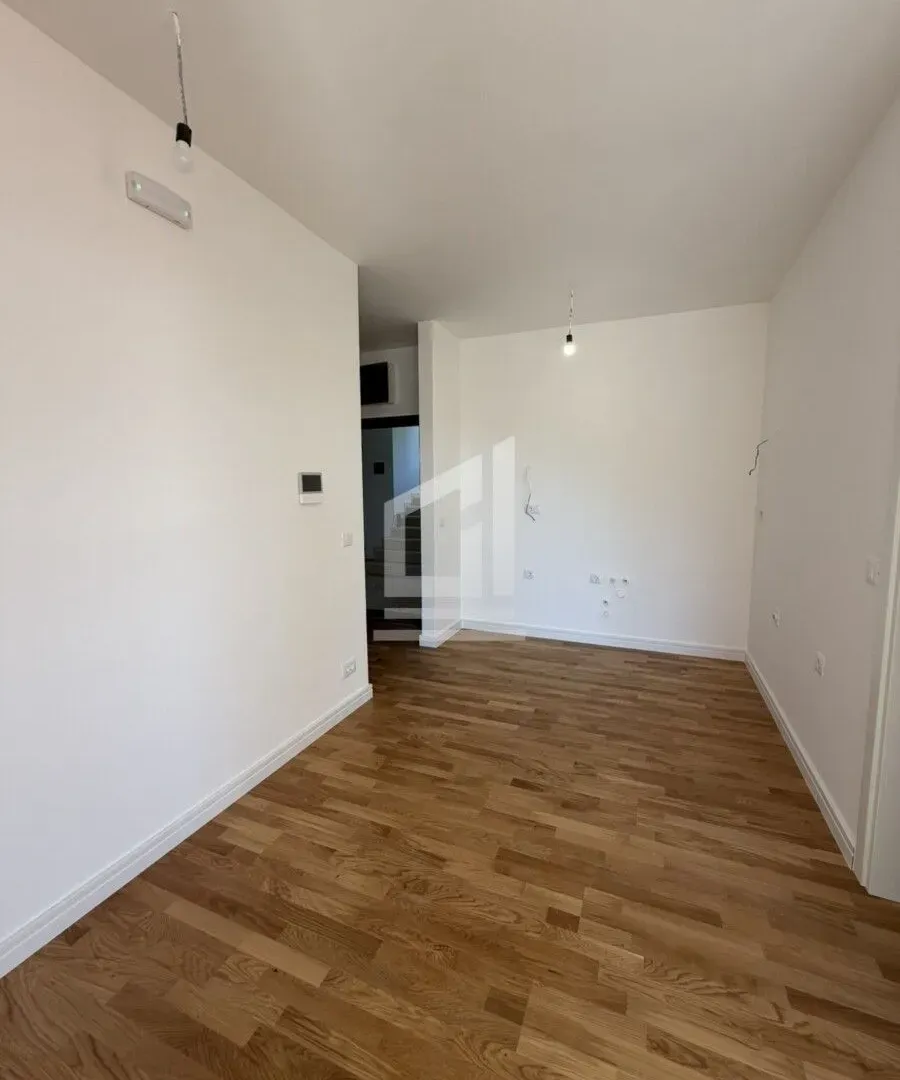 Prodaja, jednosoban stan, 56m², Sutomore, Bar