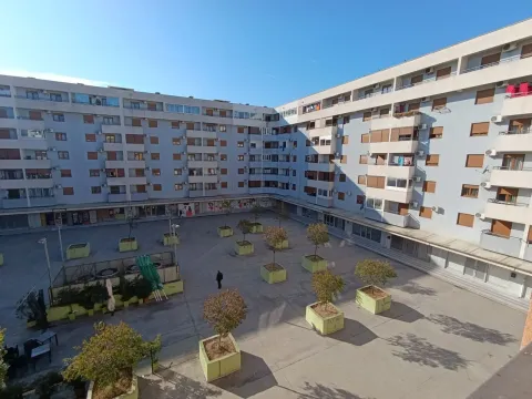 Rent, one bedroom apartment, 44m², Stari Aerodrom, Podgorica - image 12