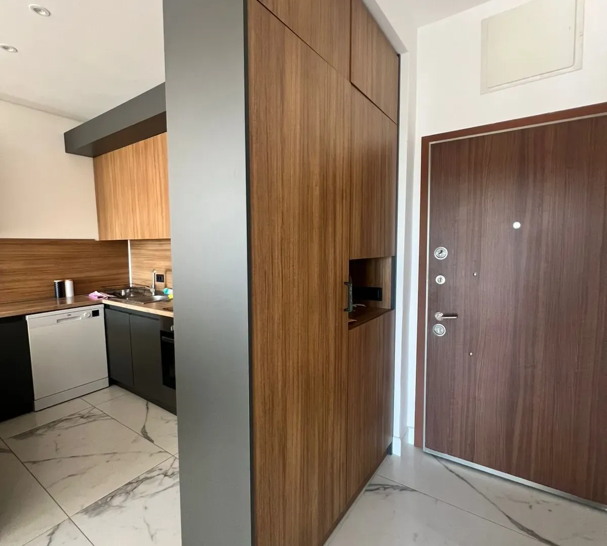 Prodaja, jednosoban stan, 50m², Bečići, Budva