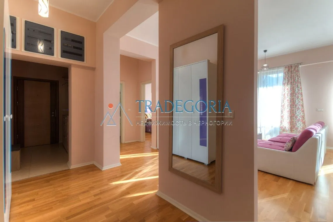 Prodaja, trosoban stan, 104m², Budva, Crna Gora