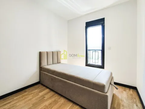 Rent, two bedroom apartment, 71m², Gorica C, Podgorica - image 8