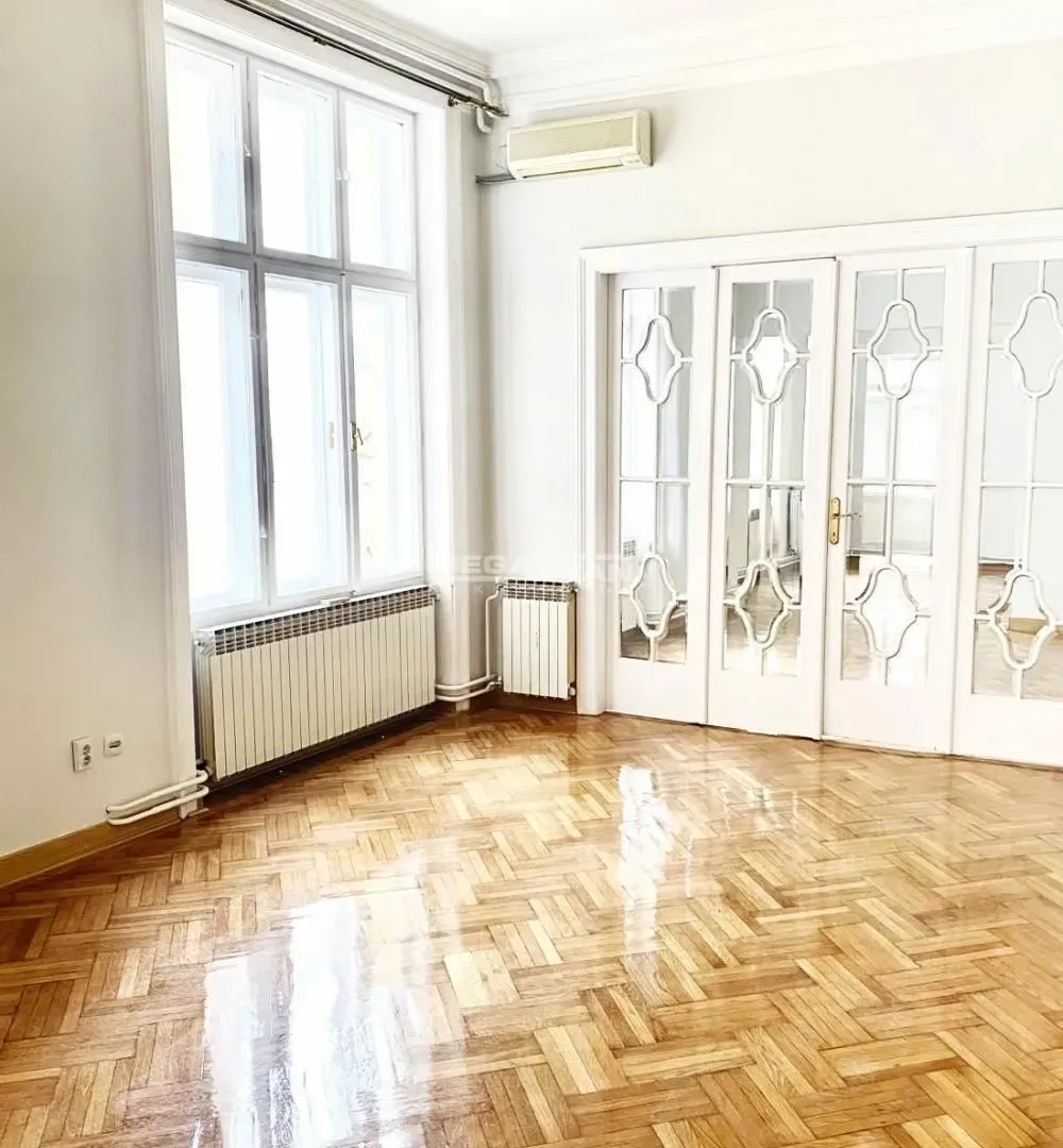 Sale, apartment, 239m², Stari Grad, Beograd