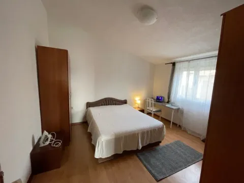 Izdavanje, dvosoban stan, 80m², Šušanj, Bar - image 5