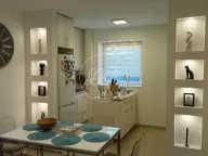 Izdavanje, četvorosoban stan, 100m², Lion, Zvezdara Sve Podlokacije - image 5