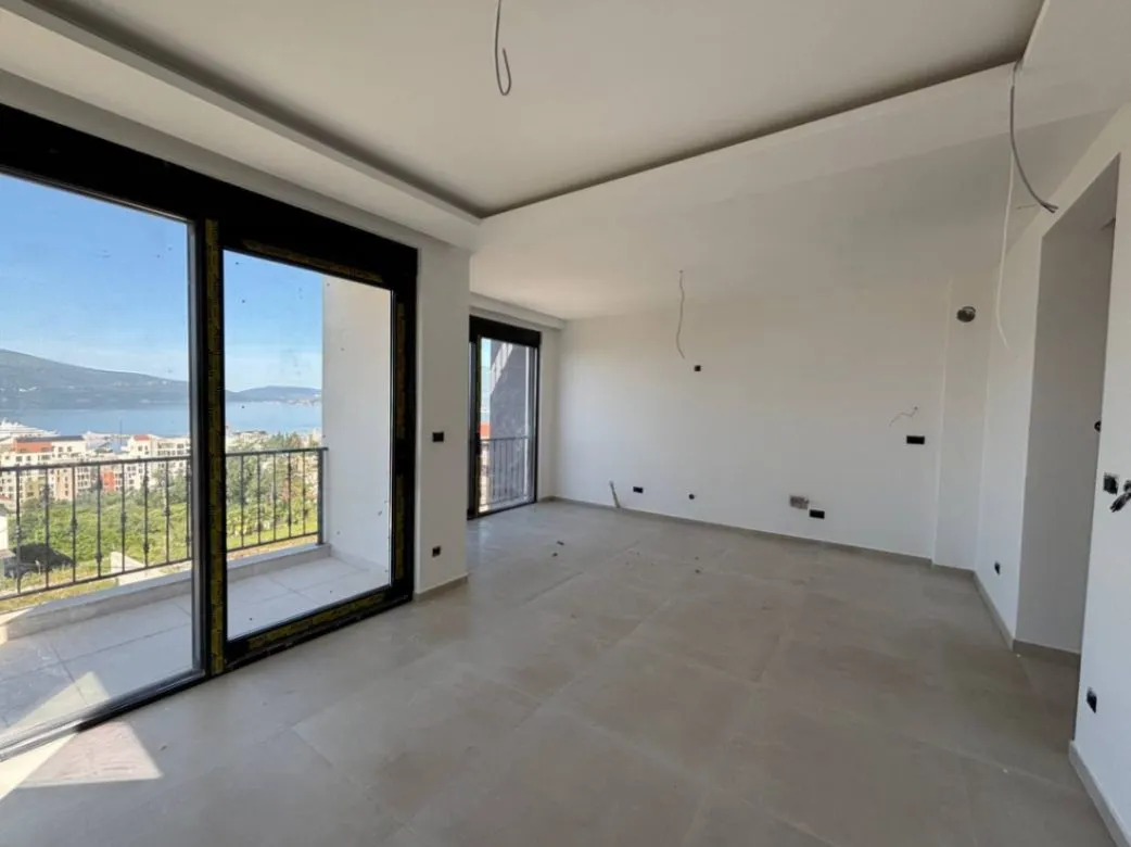 Prodaja, dvosoban stan, 76m², Tivat, Crna Gora