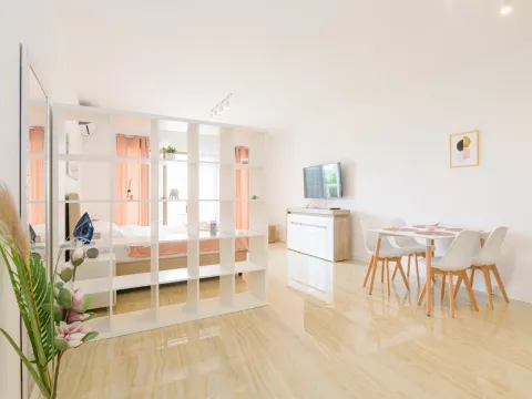 Prodaja, jednosoban stan, 52m², Donja Lastva, Tivat - image 6