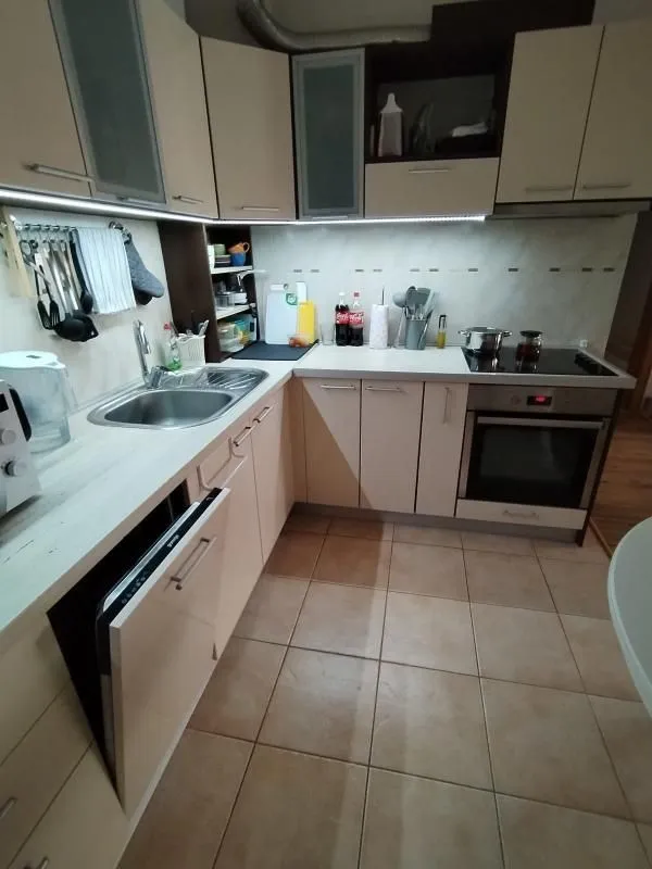 Rent, one bedroom apartment, 60m², Ilino, Bar