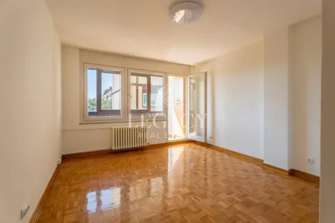 Sale, four bedroom apartment, 122m², Novi Beograd Sve Podlokacije, Beograd - image 3