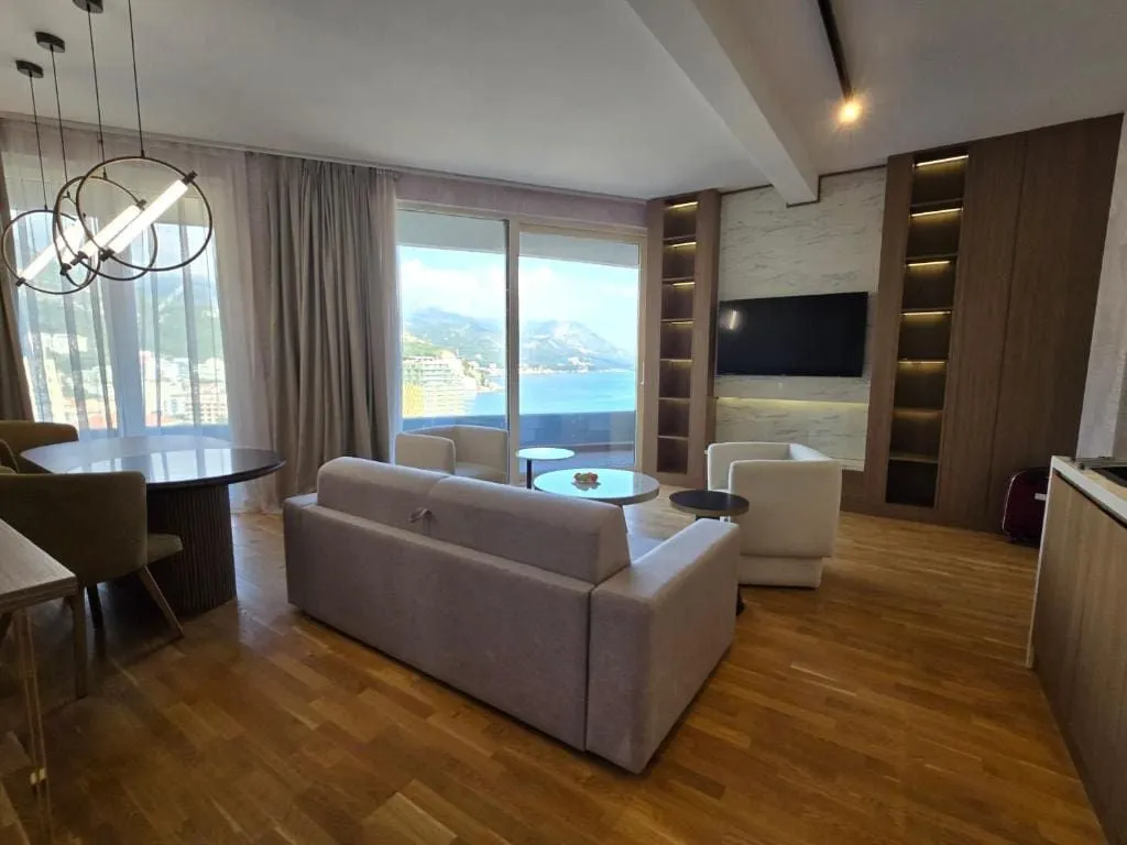 Sale, apartment, 118m², Bečići, Budva
