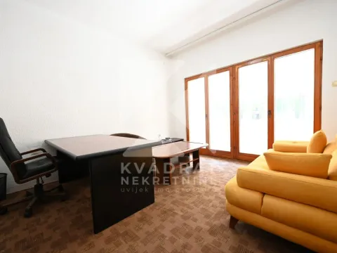 Rent, office space, 70m², Centar, Podgorica - image 4