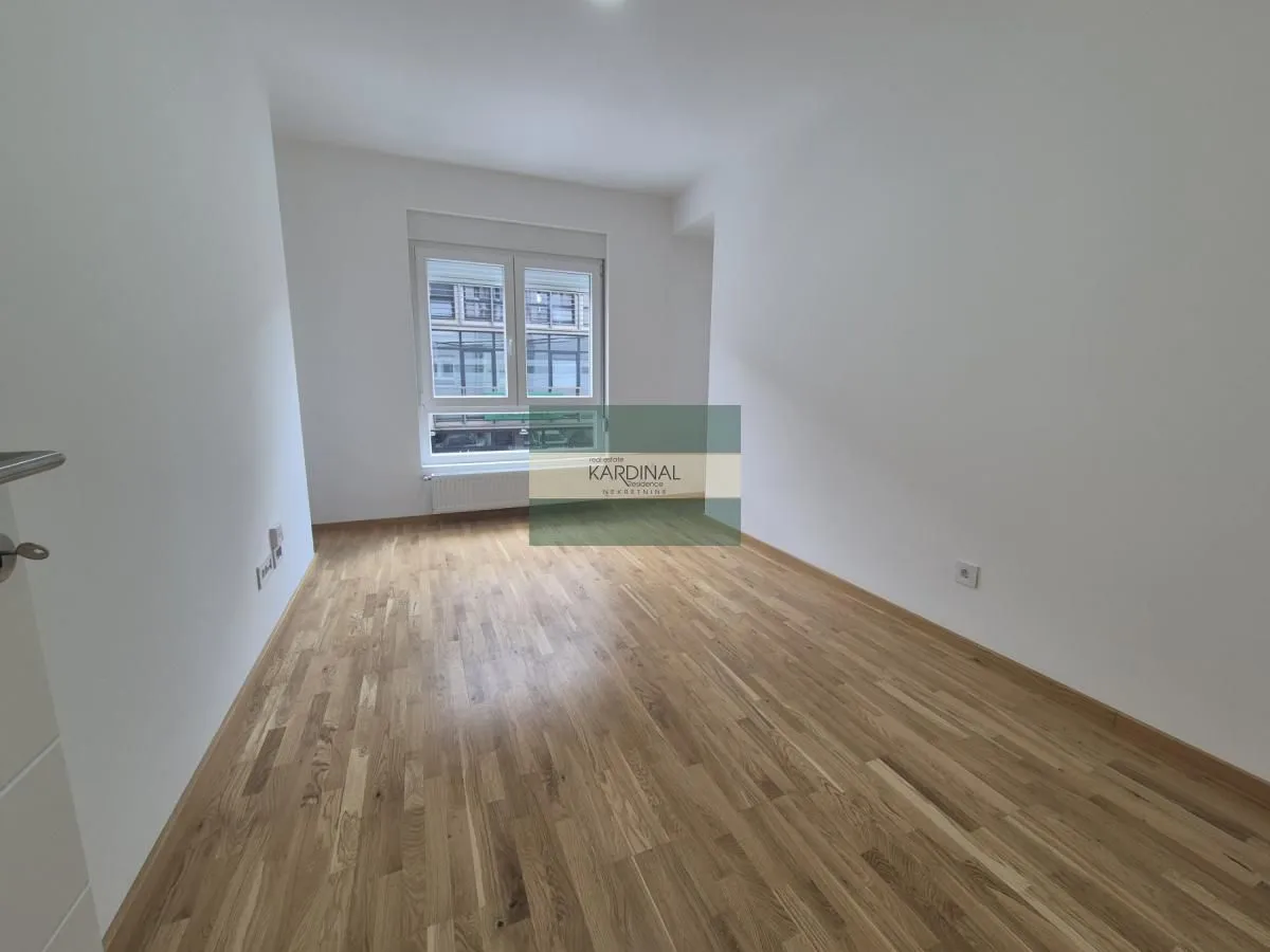 Izdavanje, dvosoban stan, 53m², Centar, Jagodina