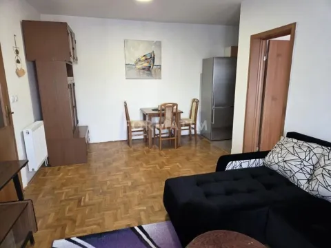 Izdavanje, dvosoban stan, 56m², Karaburma, Palilula Sve Podlokacije - image 11