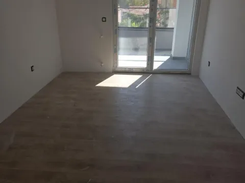 Sale, four bedroom apartment, 91m², Medijana, Niš - image 8