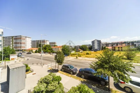 Izdavanje, jednosoban stan, 42m², City Kvart, Podgorica - image 7