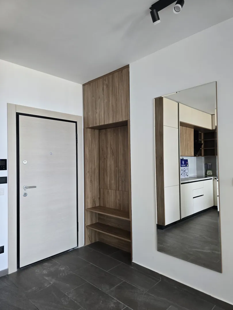 Izdavanje, jednosoban stan, 53m², Pod Kuk, Tivat