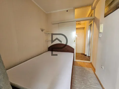 Rent, one bedroom apartment, 42m², Blok 6, Podgorica - image 4