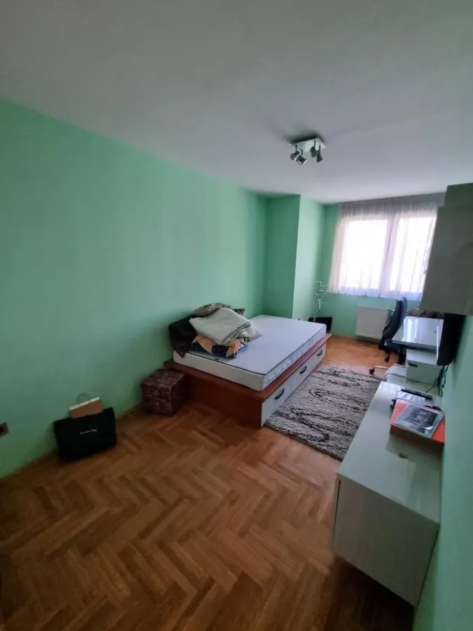 Prodaja, stan, 155m², Grbavica, Novi Sad Sve Podlokacije