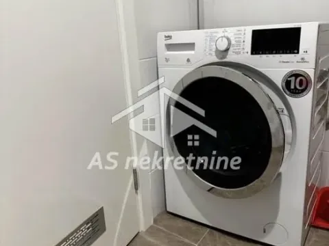 Izdavanje, trosoban stan, 70m², Zemun Cara Dušana, Zemun Sve Podlokacije - image 15